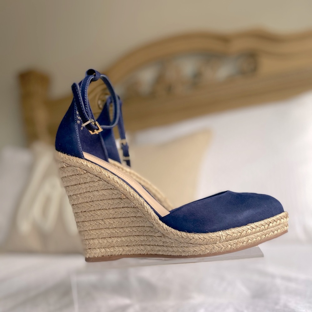 Navy blue wedge heels, 7.5